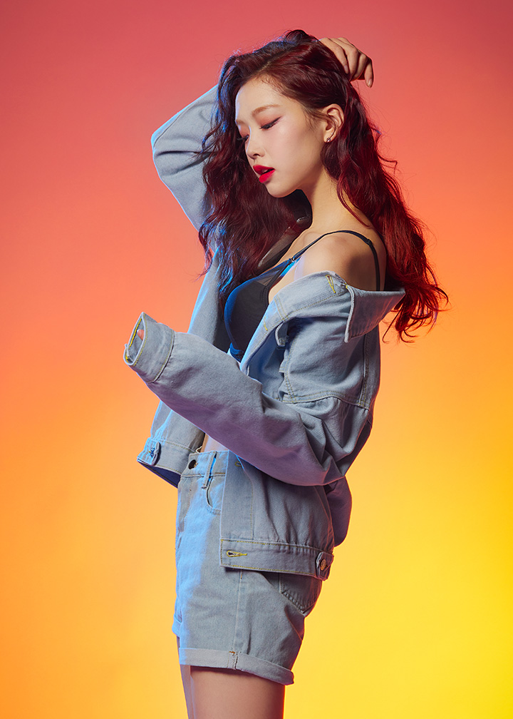 a_16053215.jpg